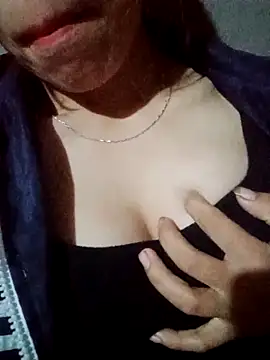 Snapshot of nhinhi-sexy chatting on October 2025 09:48:02 PM nhinhi-sexy online show from October 2025 09:48:02 PM