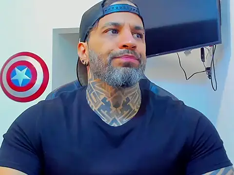 Snapshot of JoshRigby chatting on December 2025 07:45:01 PM JoshRigby online show from December 2025 07:45:01 PM