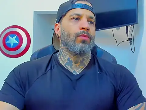 Snapshot of JoshRigby chatting on December 2025 08:10:01 PM JoshRigby online show from December 2025 08:10:01 PM