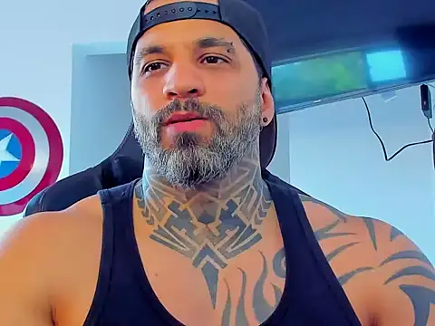 Snapshot of JoshRigby chatting on November 2025 08:12:01 PM JoshRigby online show from November 2025 08:12:01 PM