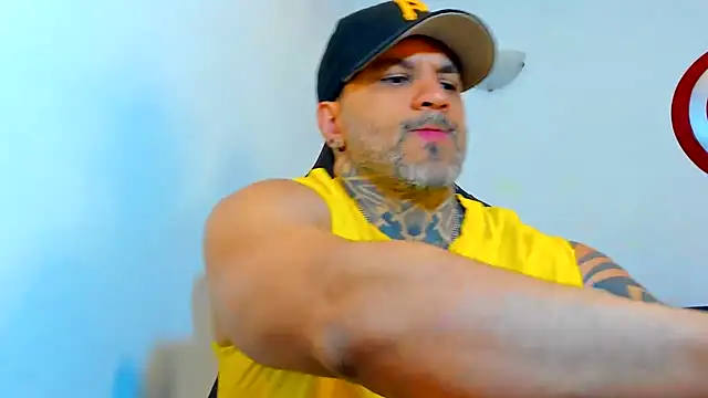 Snapshot of JoshRigby chatting on July 2026 08:06:01 PM JoshRigby online show from July 2026 08:06:01 PM