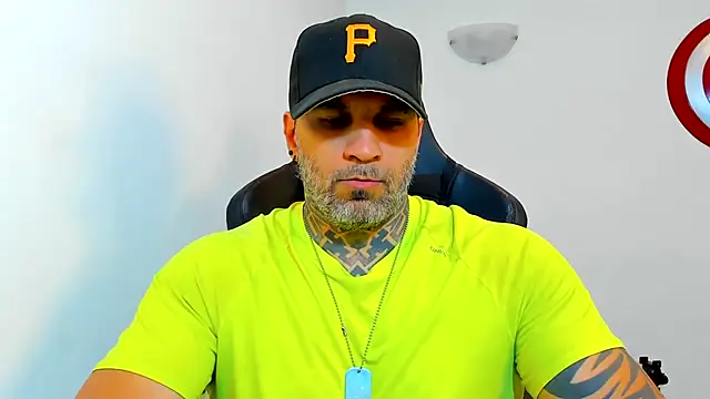 Snapshot of JoshRigby chatting on July 2026 07:50:02 PM JoshRigby online show from July 2026 07:50:02 PM