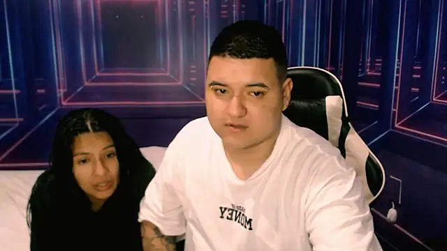 Charly and laura online show from October 2025 07:22:01 PM