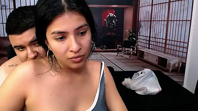 Charly and laura online show from October 2025 07:35:02 PM