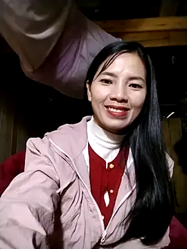 Snapshot of lmc-zz chatting on November 2025 12:43:01 AM lmc-zz online show from November 2025 12:43:01 AM