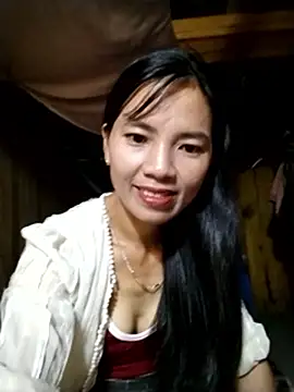 Snapshot of lmc-zz chatting on November 2025 12:28:02 AM lmc-zz online show from November 2025 12:28:02 AM