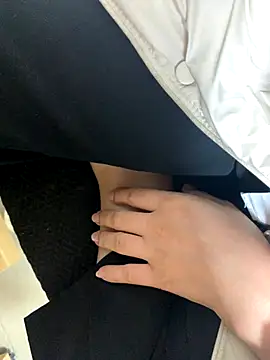 Lydia-a online show from November 2025 03:22:01 AM