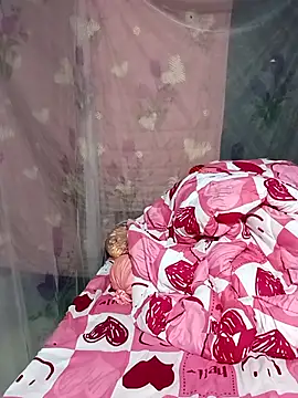 buddy-sexy online show from April 2026 01:17:01 PM