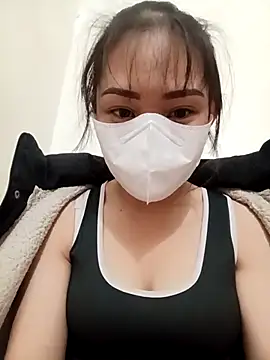 bree-zz online show from November 2025 12:22:01 AM