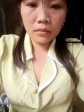 bree-zz online show from March 2026 06:00:02 AM