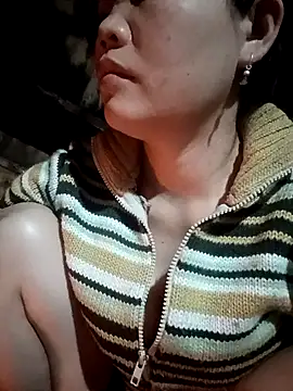 Snapshot of bree-zz chatting on February 2026 11:11:02 PM bree-zz online show from February 2026 11:11:02 PM