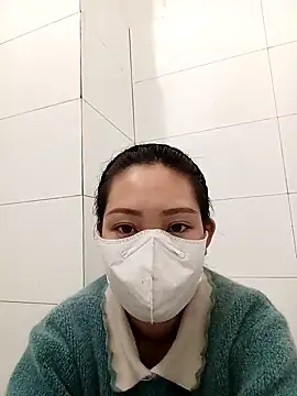 bree-zz online show from December 2025 12:21:02 AM