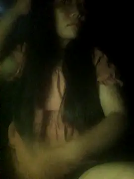 Snapshot of bree-zz chatting on October 2025 11:28:01 PM bree-zz online show from October 2025 11:28:01 PM