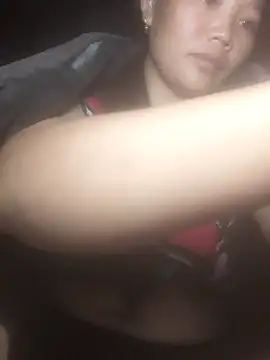 bree-zz online show from November 2025 11:52:01 PM