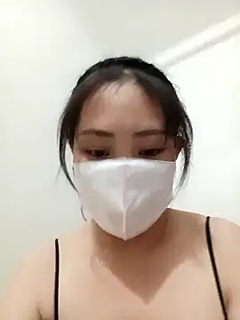 bree-zz online show from December 2025 11:26:02 AM