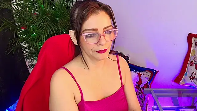 Carol Miss2 online show from December 2025 11:31:01 AM