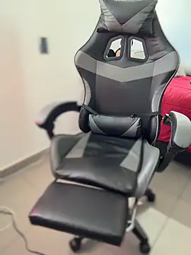 zamir333 online show from March 2026 06:20:01 PM