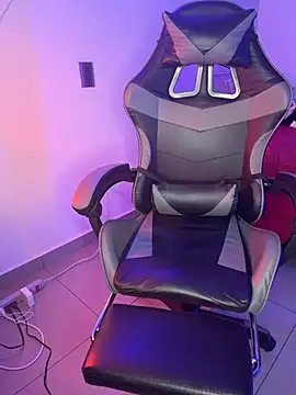 zamir333 online show from March 2026 01:18:02 AM