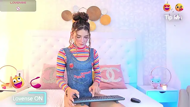 kendallspears 1 online show from October 2025 03:40:02 AM