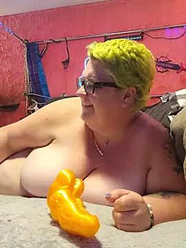 Snapshot of violentviolet68 chatting on July 2026 03:46:02 PM violentviolet68 online show from July 2026 03:46:02 PM