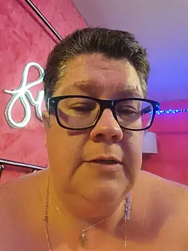 violentviolet68 online show from June 2026 12:32:02 AM
