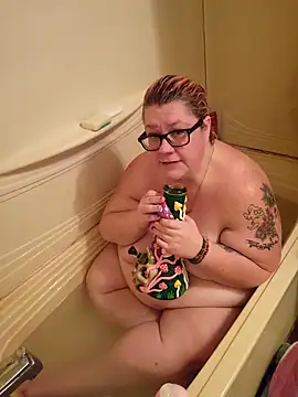 Snapshot of violentviolet68 chatting on November 2025 10:43:02 PM violentviolet68 online show from November 2025 10:43:02 PM