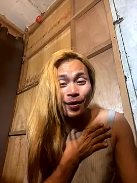 erichotasian online show from October 2025 04:30:02 PM