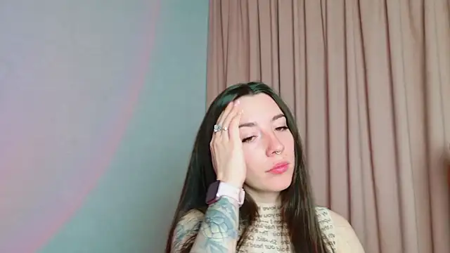 Curious Lily online show from October 2025 01:15:01 AM
