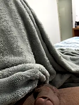 artzin2334 online show from November 2025 02:32:02 AM