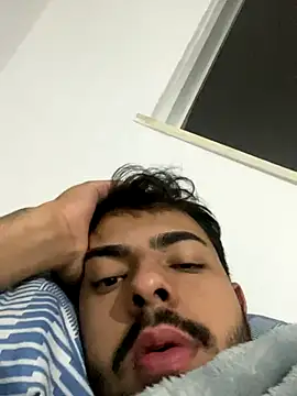 artzin2334 online show from September 2025 07:48:01 AM