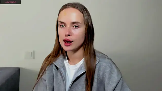 LilMary  online show from December 2025 09:31:02 AM