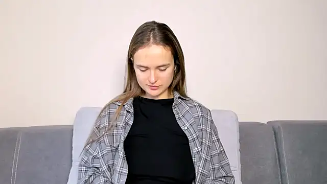 LilMary  online show from December 2025 07:13:02 AM