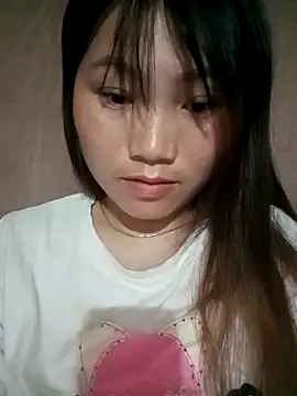 min-xinh online show from April 2026 09:50:02 PM