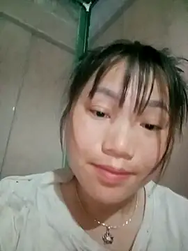 min-xinh online show from April 2026 10:28:01 PM