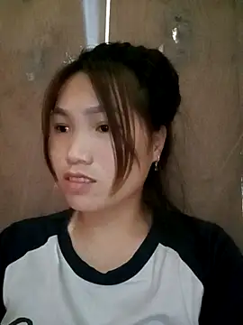 min-xinh online show from October 2025 04:13:01 AM
