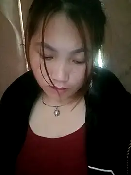 min-xinh online show from November 2025 04:50:02 AM