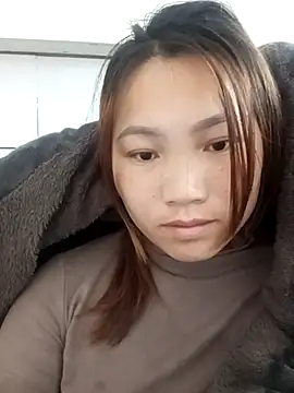 min-xinh online show from November 2025 02:01:03 AM