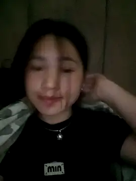 min-xinh online show from November 2025 08:35:02 PM