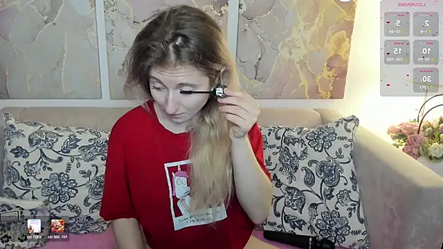 Snapshot of CamillaDreamer chatting on May 2026 10:56:01 AM CamillaDreamer online show from May 2026 10:56:01 AM