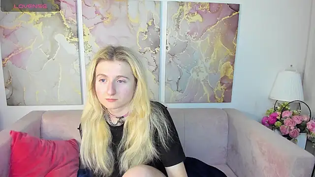 CamillaDreamer online show from November 2025 07:08:01 PM