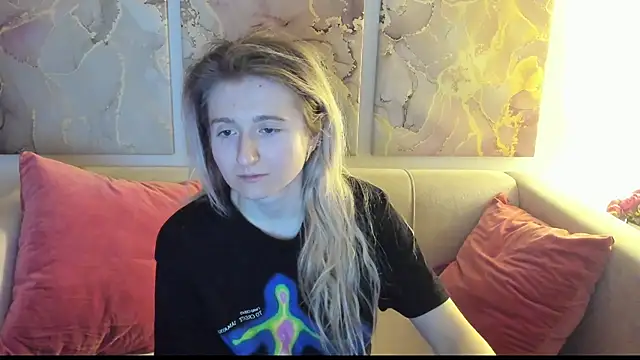 CamillaDreamer online show from March 2026 07:45:02 PM