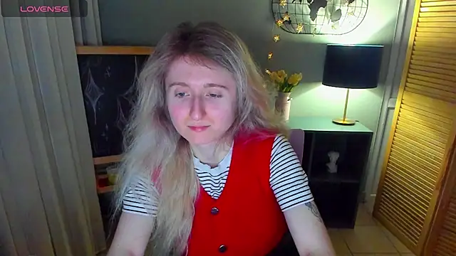 CamillaDreamer online show from March 2026 02:02:02 AM