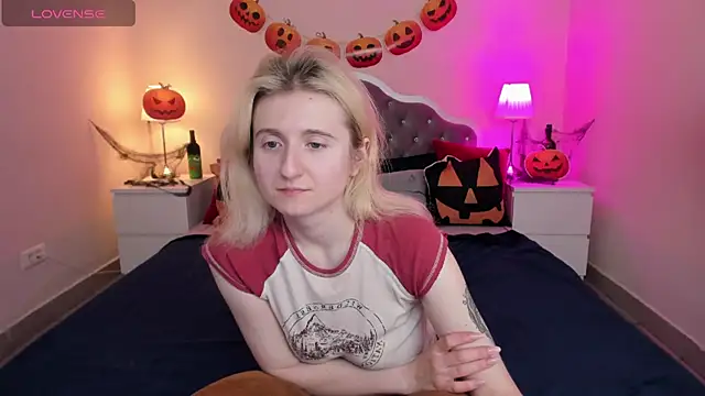 CamillaDreamer online show from October 2025 05:43:01 PM