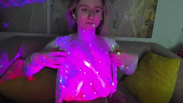 CamillaDreamer online show from March 2026 06:42:02 PM