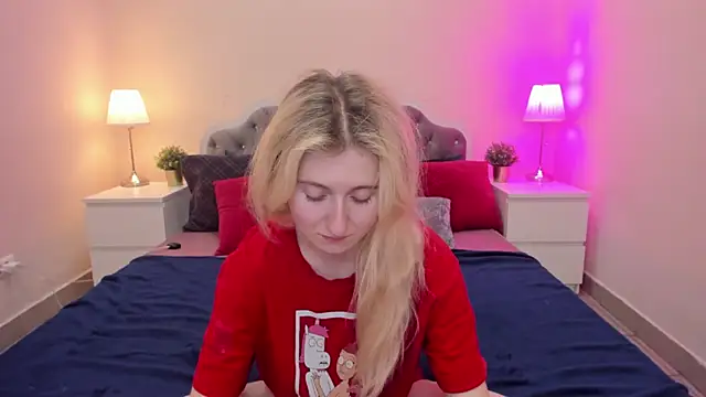 CamillaDreamer online show from November 2025 06:00:02 PM