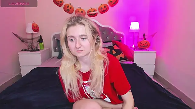 CamillaDreamer online show from October 2025 05:46:02 PM