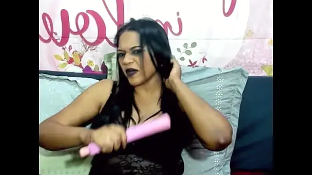 Snapshot of indianswtbella chatting on December 2025 04:44:02 AM indianswtbella online show from December 2025 04:44:02 AM