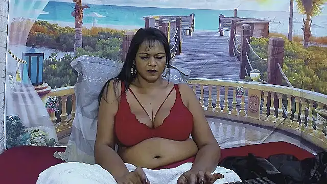 Snapshot of indianswtbella chatting on July 2026 05:01:01 PM indianswtbella online show from July 2026 05:01:01 PM