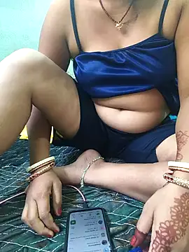 Snapshot of Desi_Lilly01 chatting on October 2025 01:53:02 AM Desi Lilly01 online show from October 2025 01:53:02 AM