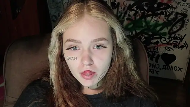 Liaaa Li online show from October 2025 07:35:01 PM